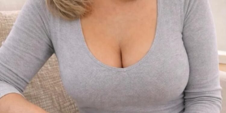 26 Pictures That Need A Second Look