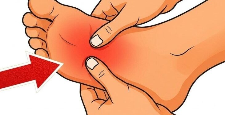 Diabetes Symptoms at Night: Top 7 Signs of High Blood Sugar That May Become Worse After 10 P.M., Including Frequent Urination, Excessive Thirst, Night Sweats, Restlessness, Fatigue, Dry Mouth, and Blurred Vision, as Experts Explain How Blood Sugar Fluctuations During Sleep Can Affect the Body and Why Recognizing Persistent Symptoms Early Is Important for Proper Medical Evaluation and Long Term Health Management